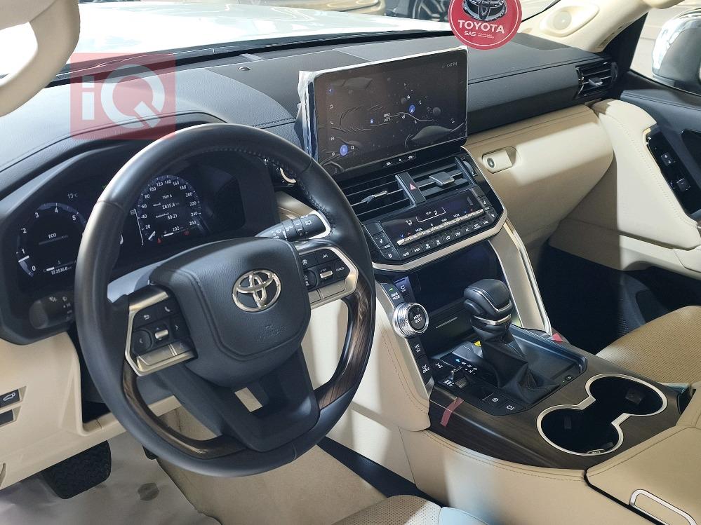 تويوتا لاندكروزر